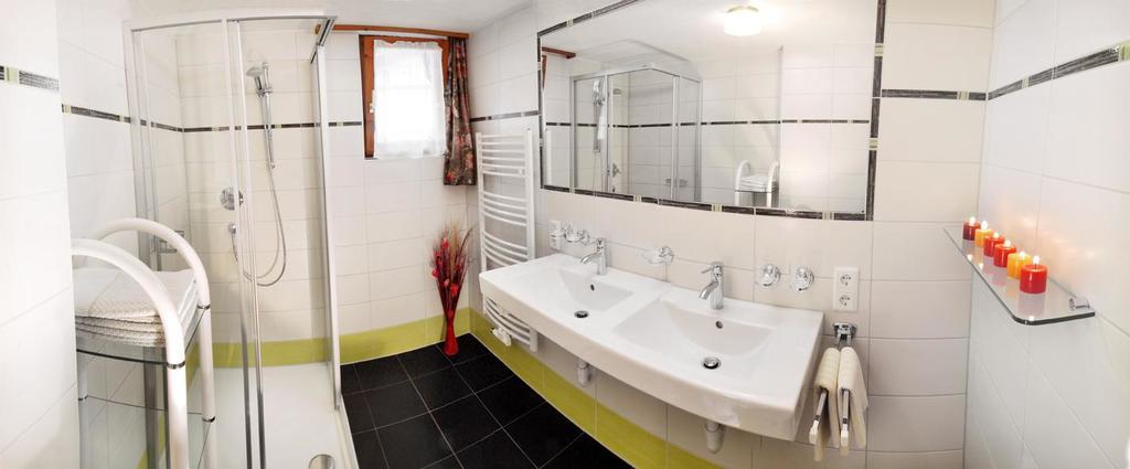 Gästehaus Bergruh Tux Zimmer foto